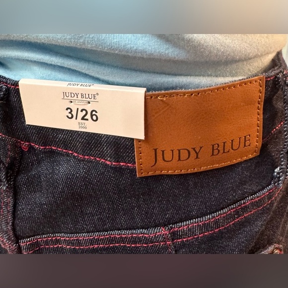 Judy Blue Heart Pocket Denim Jeans, Style - 88916 - Picture 6 of 6